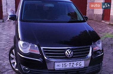 Мінівен Volkswagen Touran 2007 в Рівному