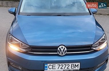 Микровэн Volkswagen Touran 2016 в Черновцах