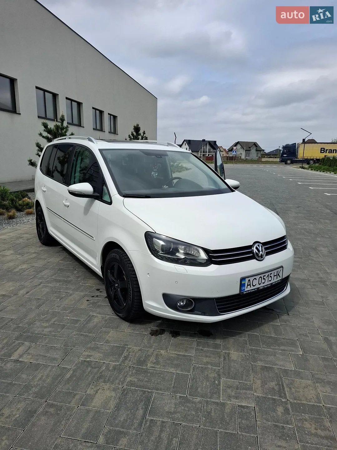 2011 Volkswagen Touran - мініатюра 3