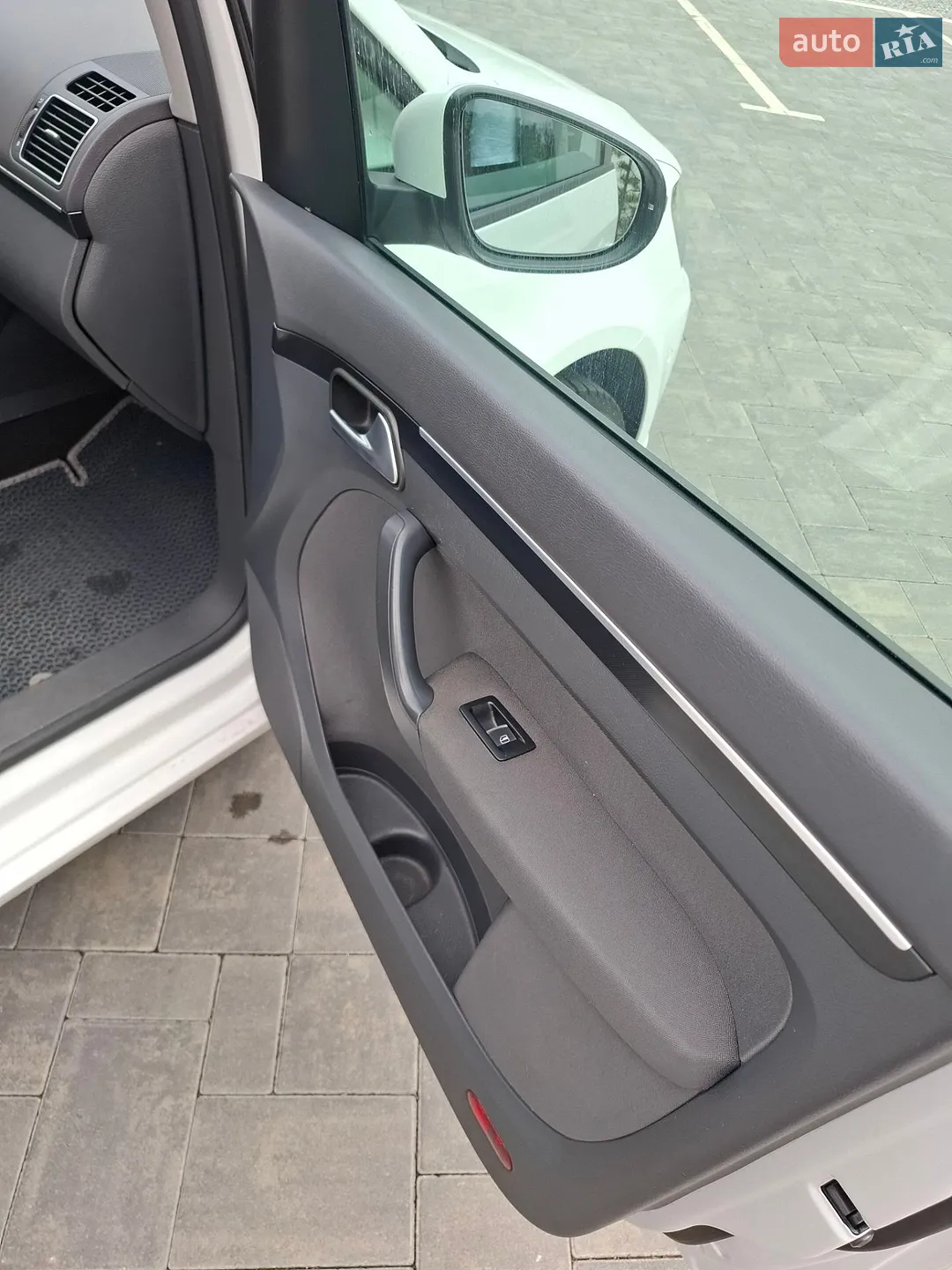 2011 Volkswagen Touran - мініатюра 16