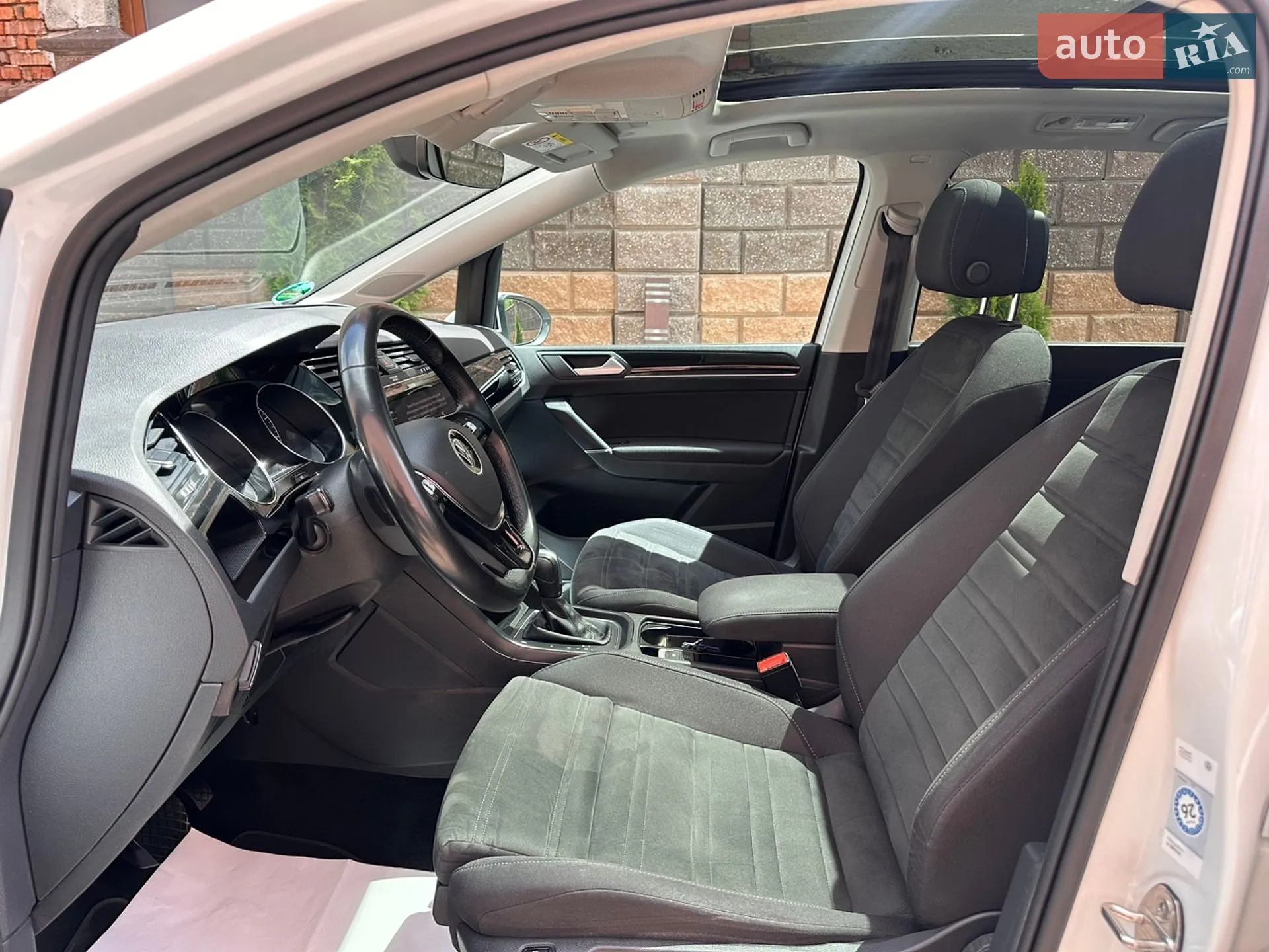 2021 Volkswagen Touran - мініатюра 25