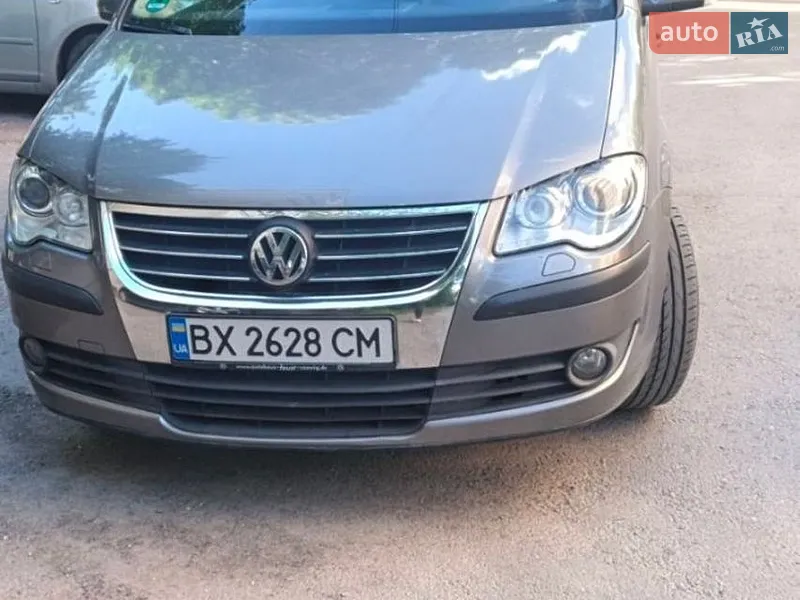 Volkswagen Touran