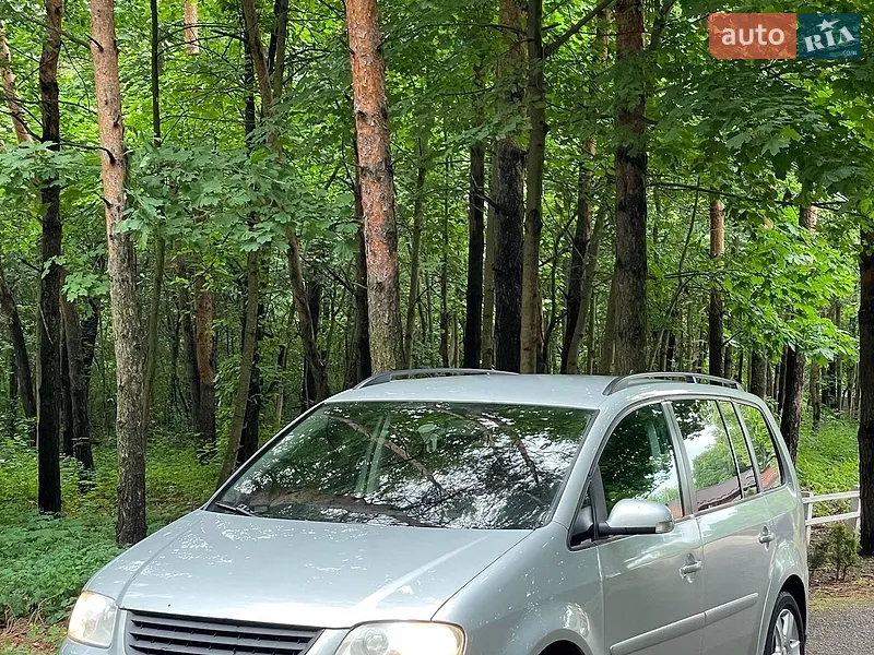 Volkswagen Touran