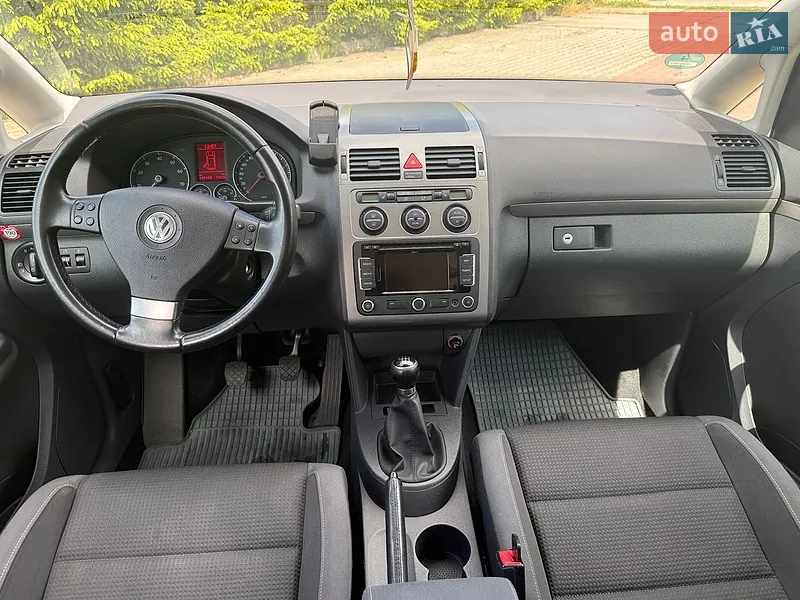 Volkswagen Touran 2009 VIN WVGZZZ1TZAW040023 фото оголошення 16 з 76