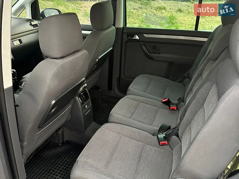 Volkswagen Touran 2005 VIN WVGZZZ1TZ6W025800 фото оголошення 6 з 46