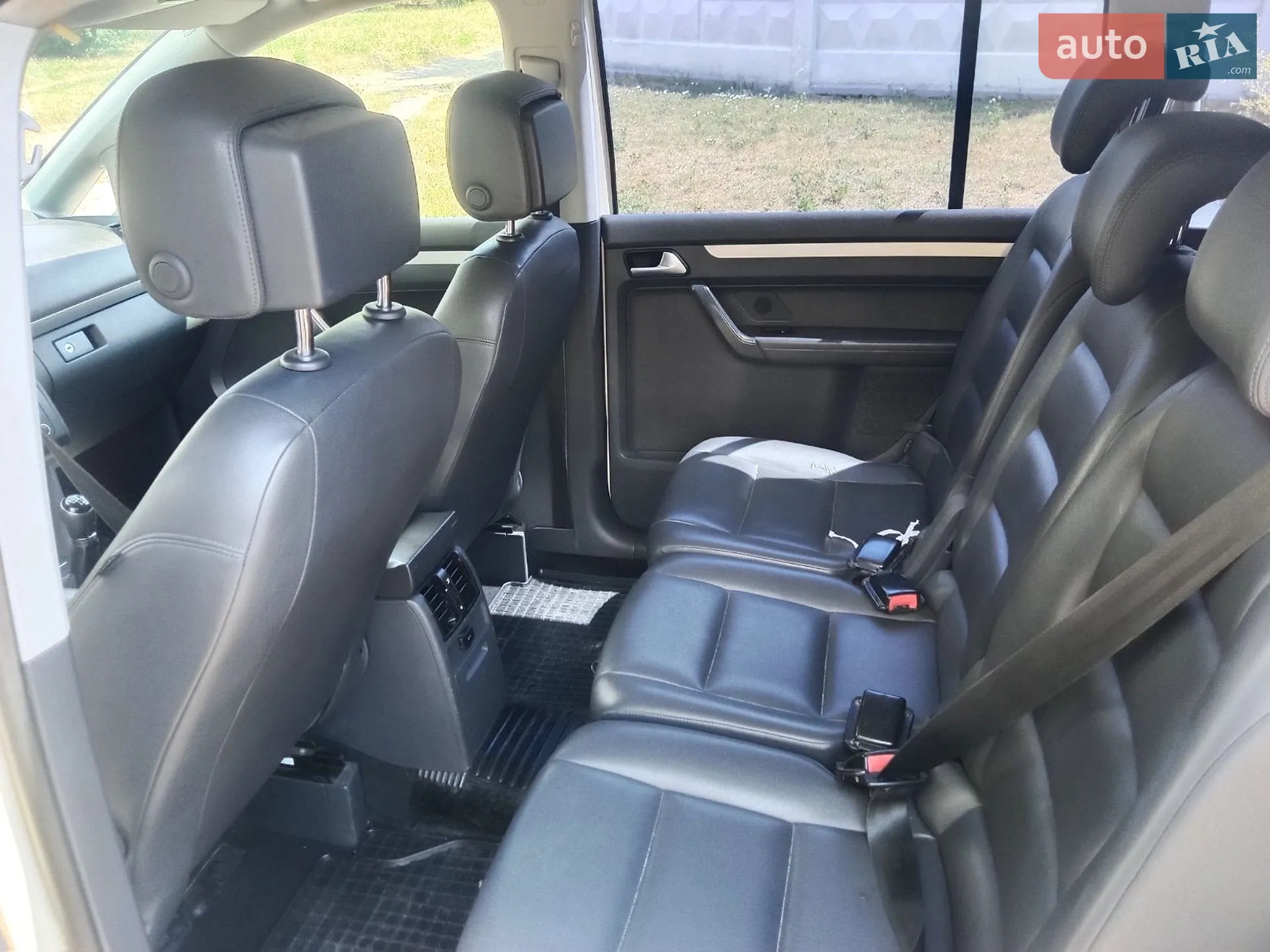 2012 Volkswagen Touran - мініатюра 2