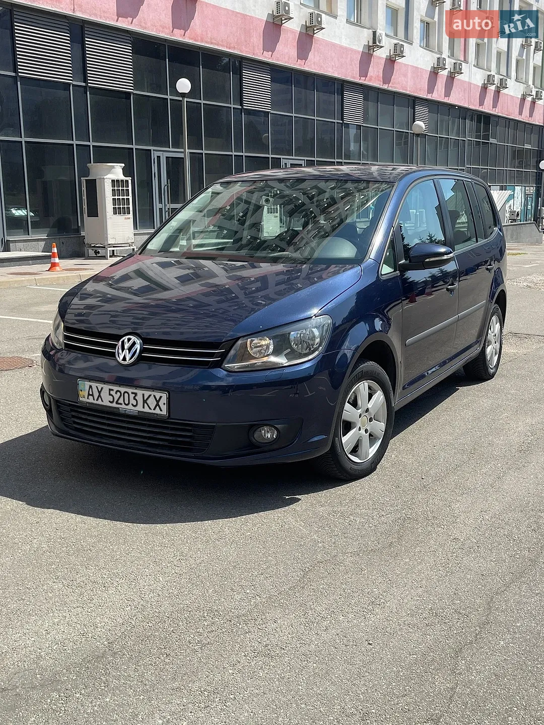 2010 Volkswagen Touran - мініатюра 98
