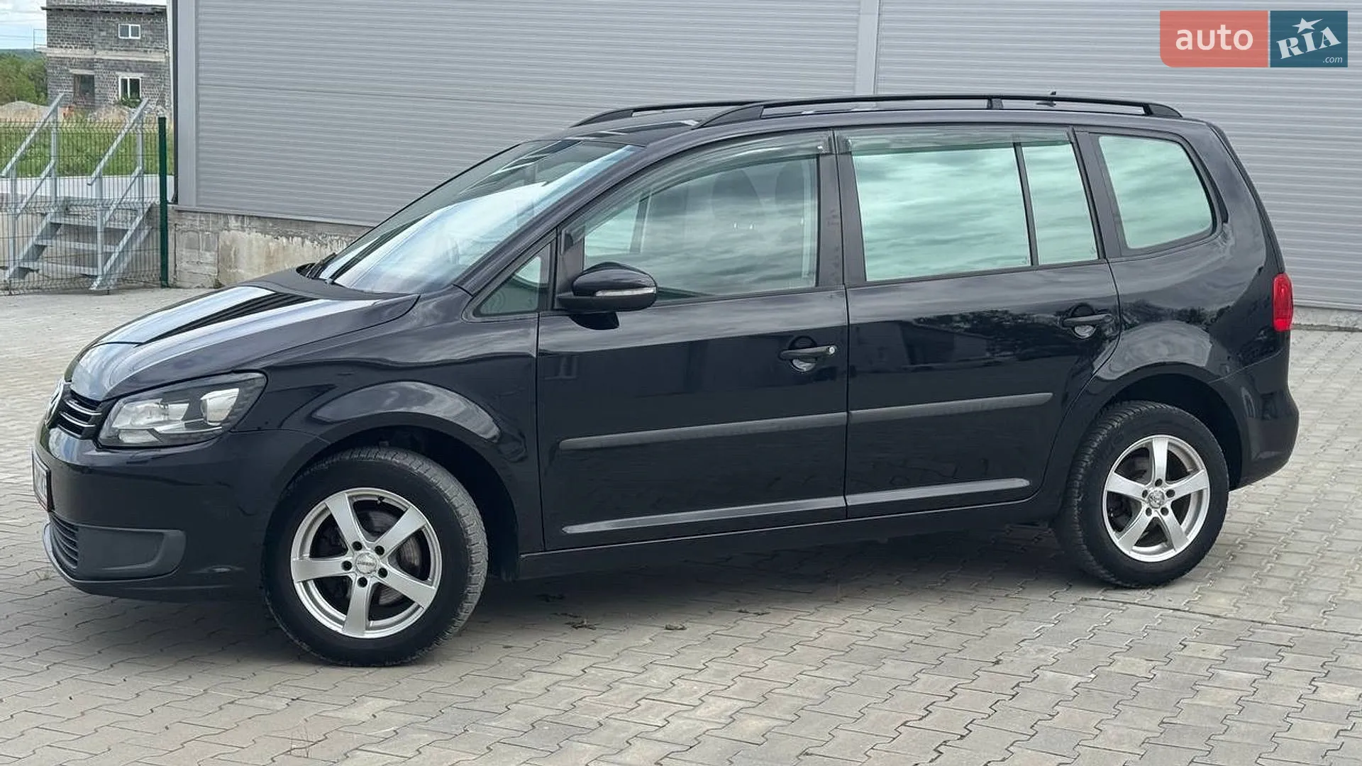 2011 Volkswagen Touran - мініатюра 2