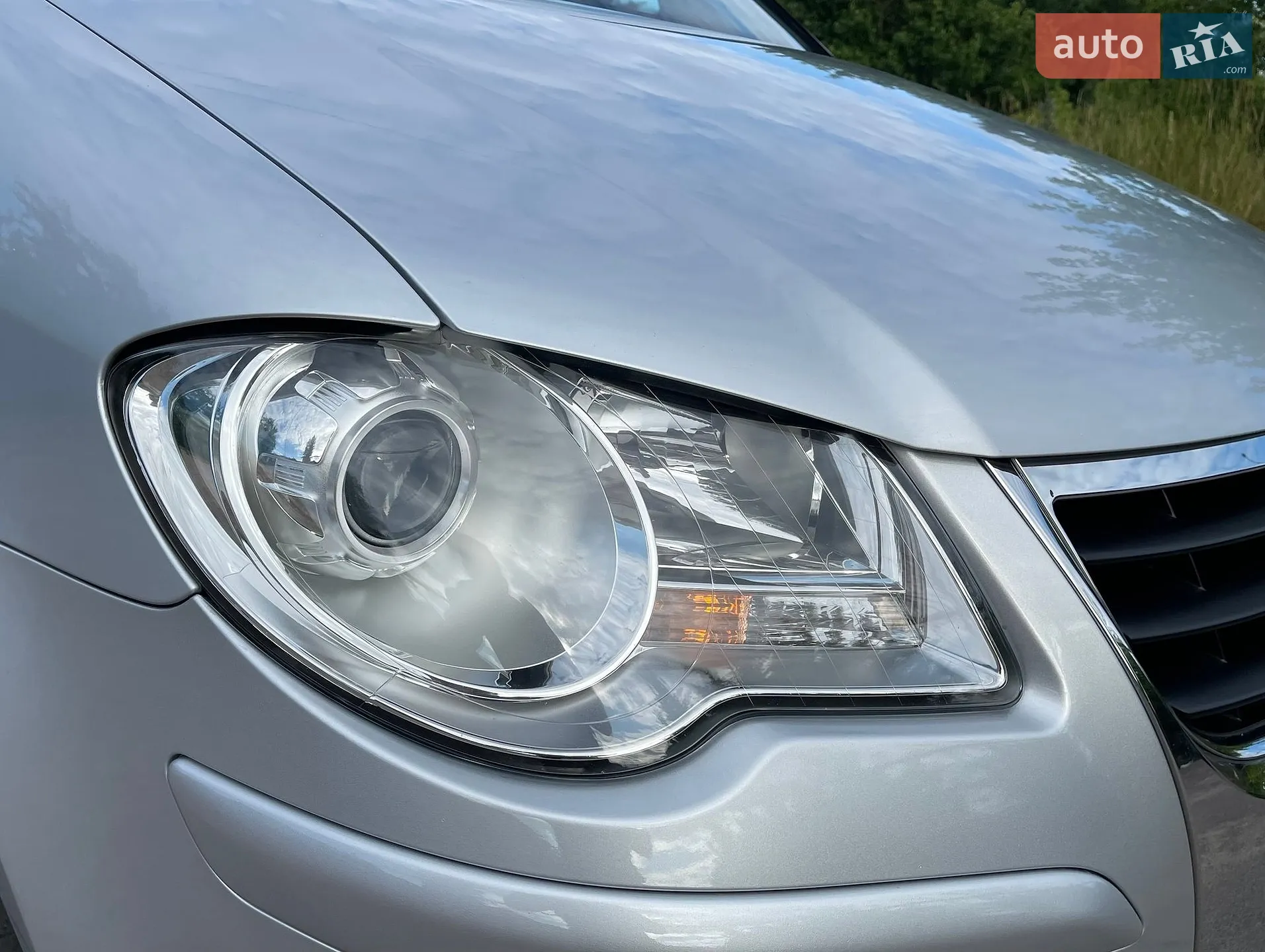 2010 Volkswagen Touran - мініатюра 17