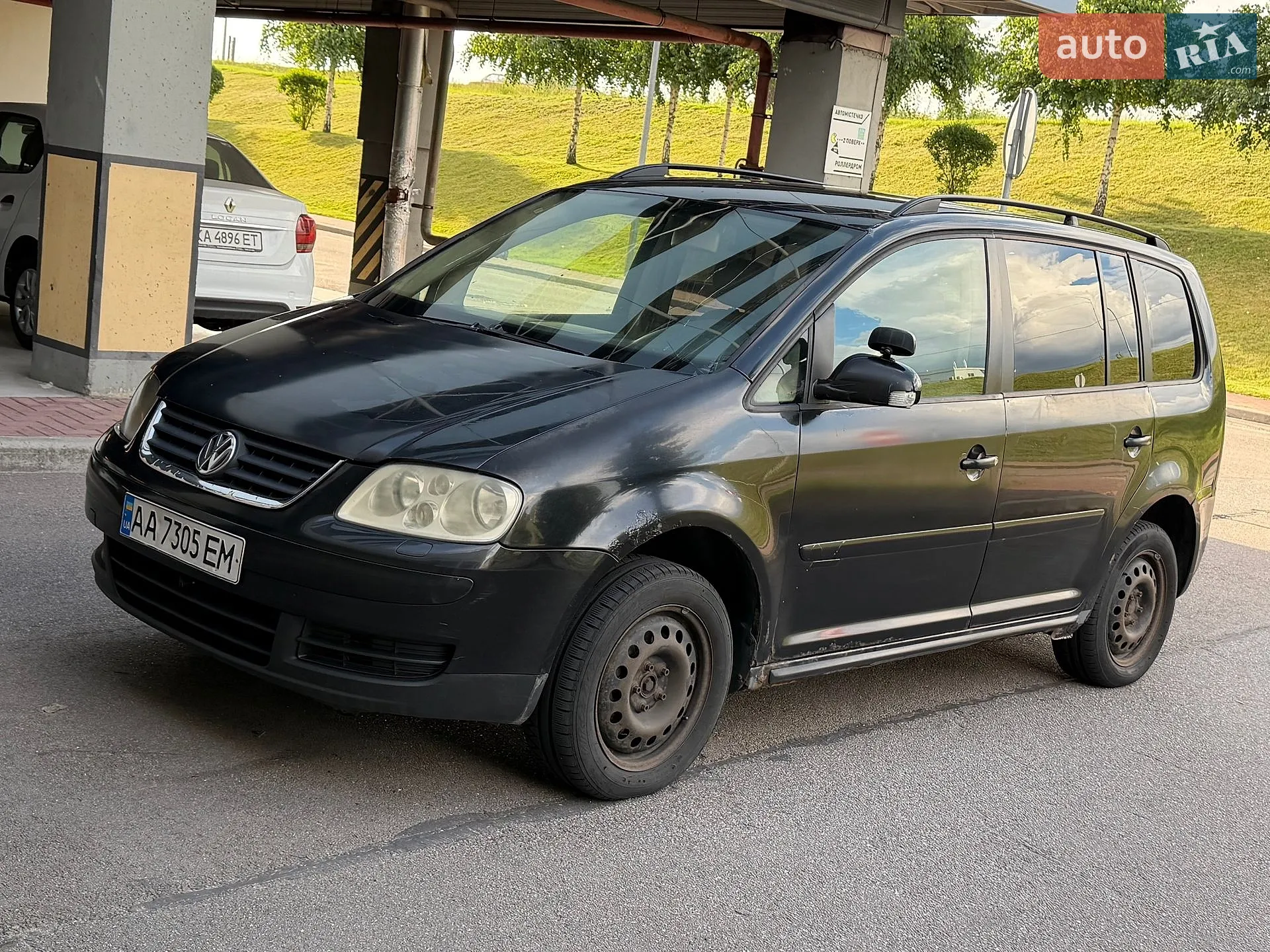 Volkswagen Touran 2004 VIN WVGZZZ1TZ4W171770 фото оголошення 2 з 78