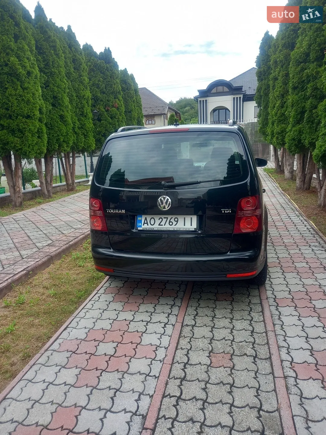 2010 Volkswagen Touran - мініатюра 2