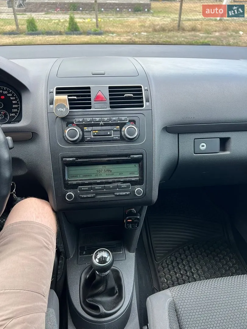2010 Volkswagen Touran - мініатюра 15