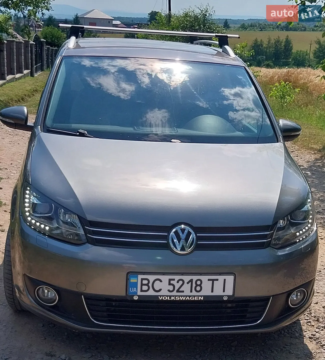 2011 Volkswagen Touran - фото 1