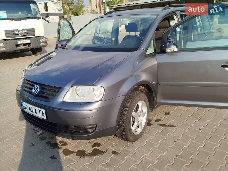 Volkswagen Touran