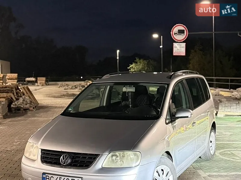 Volkswagen Touran 2004