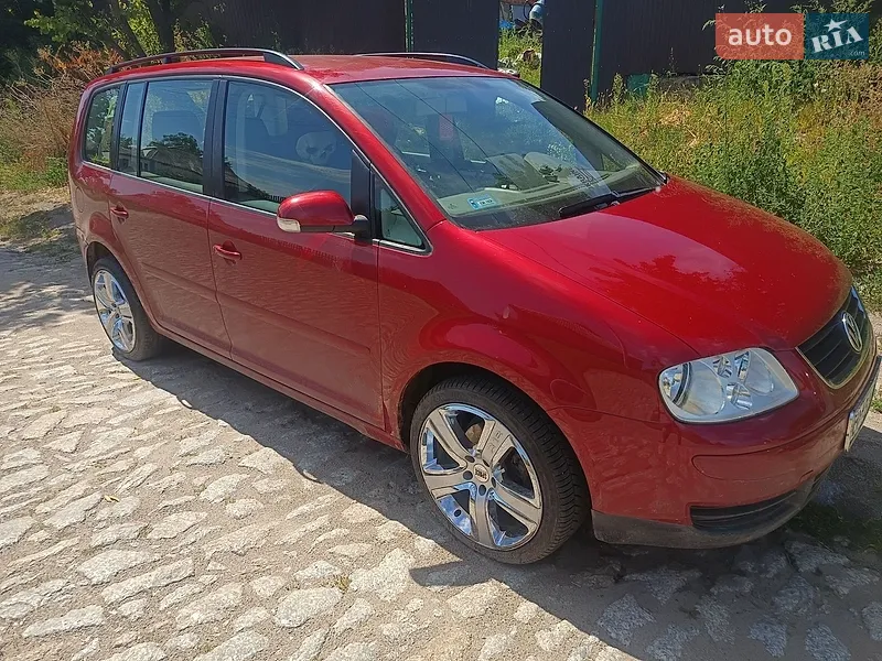 Volkswagen Touran