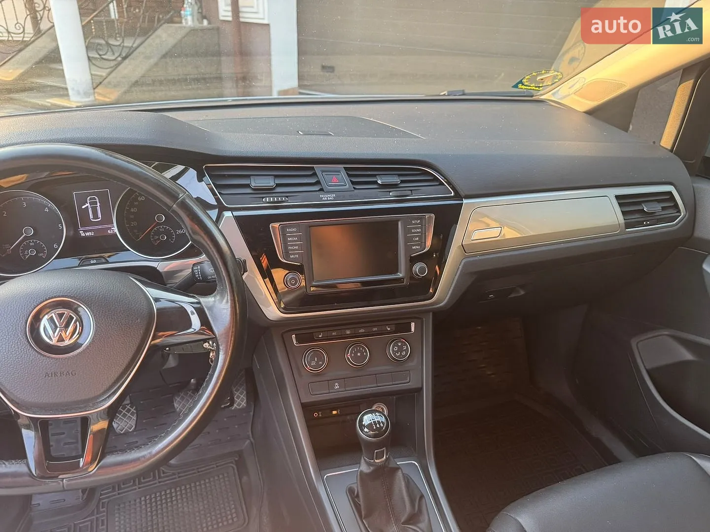 2015 Volkswagen Touran - мініатюра 7