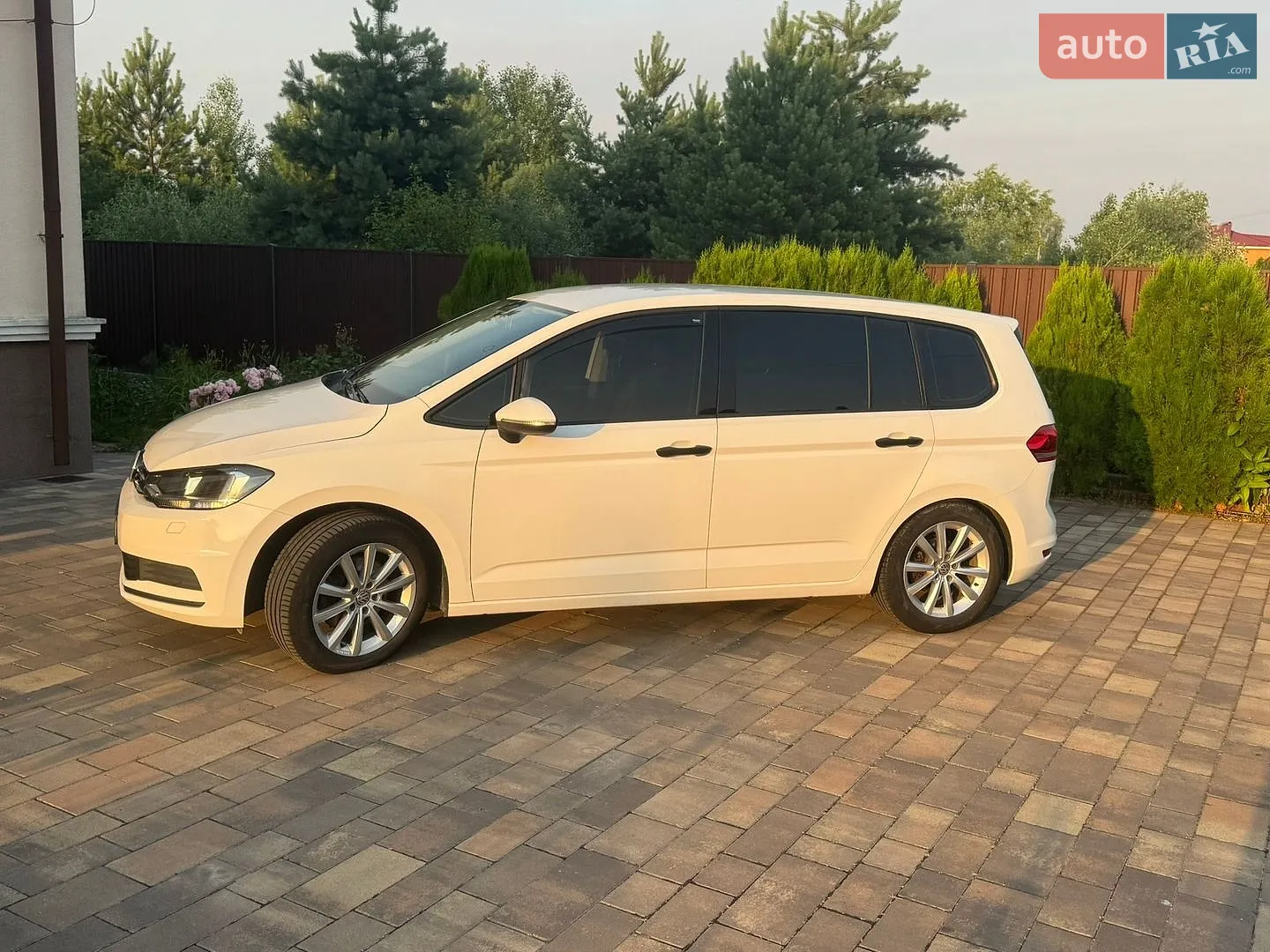 2015 Volkswagen Touran - мініатюра 24