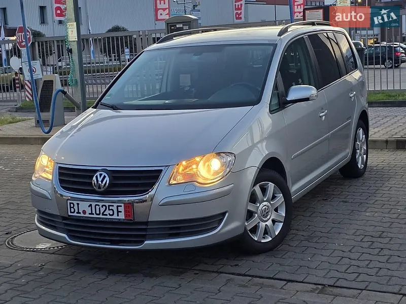 Volkswagen Touran