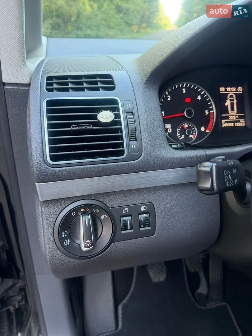 2015 Volkswagen Touran - мініатюра 15