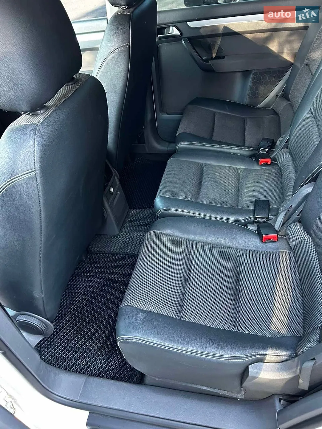 2011 Volkswagen Touran - мініатюра 5