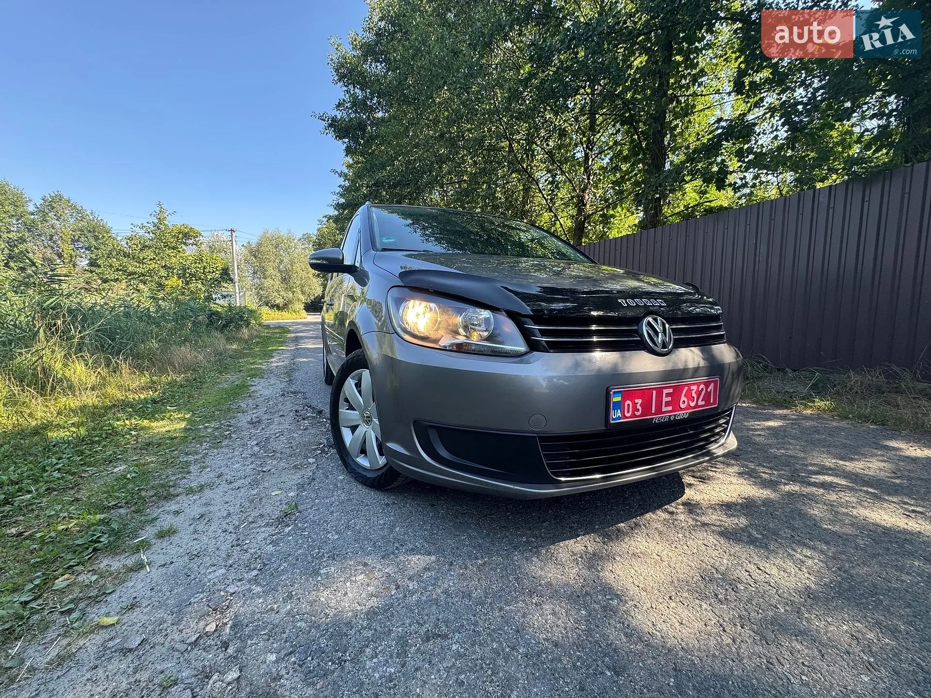 2010 Volkswagen Touran - мініатюра 2