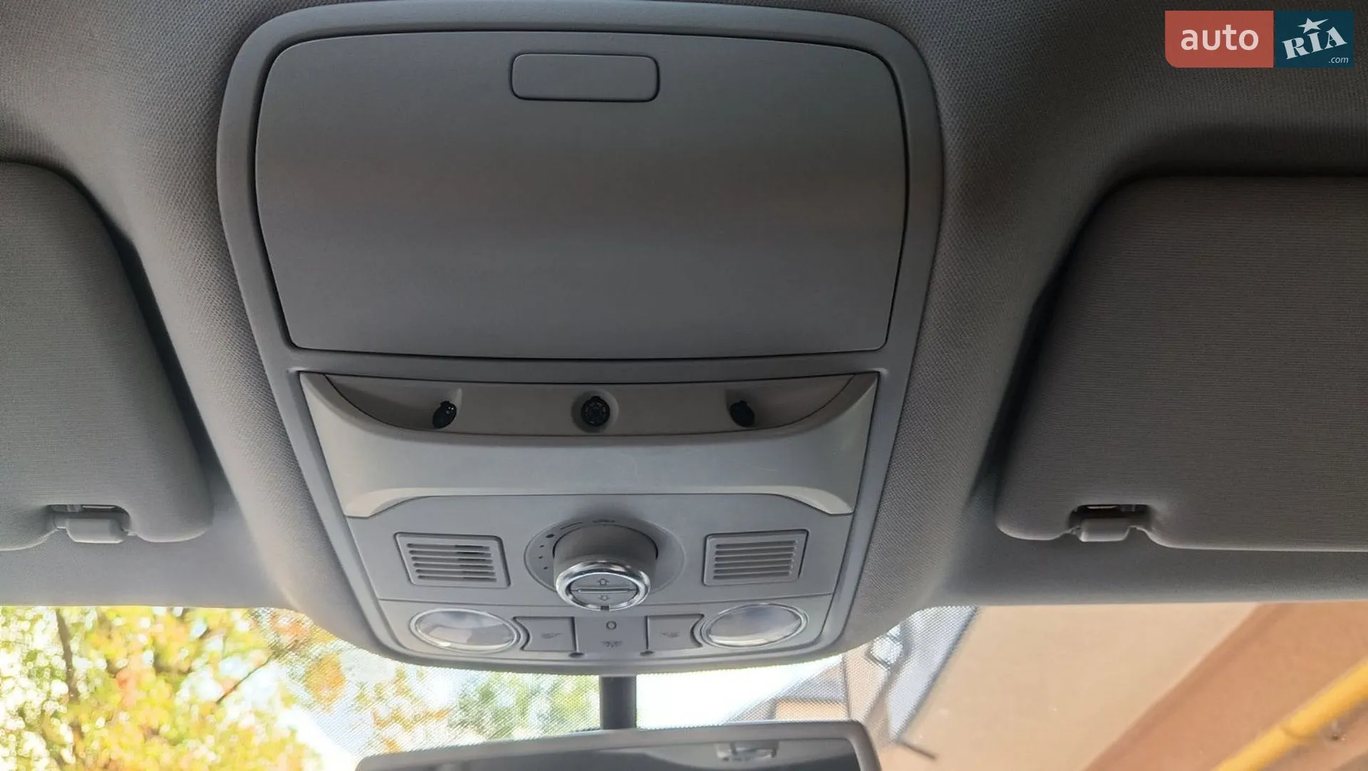 2013 Volkswagen Touran - мініатюра 33