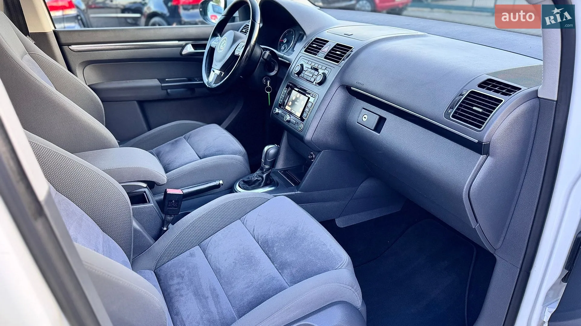 2011 Volkswagen Touran - мініатюра 28