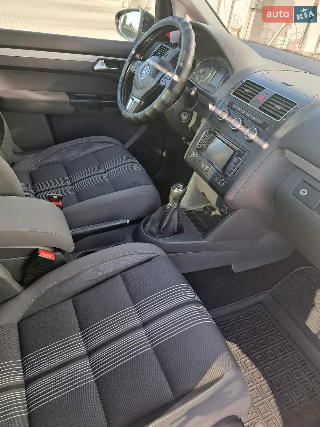 2012 Volkswagen Touran - мініатюра 28
