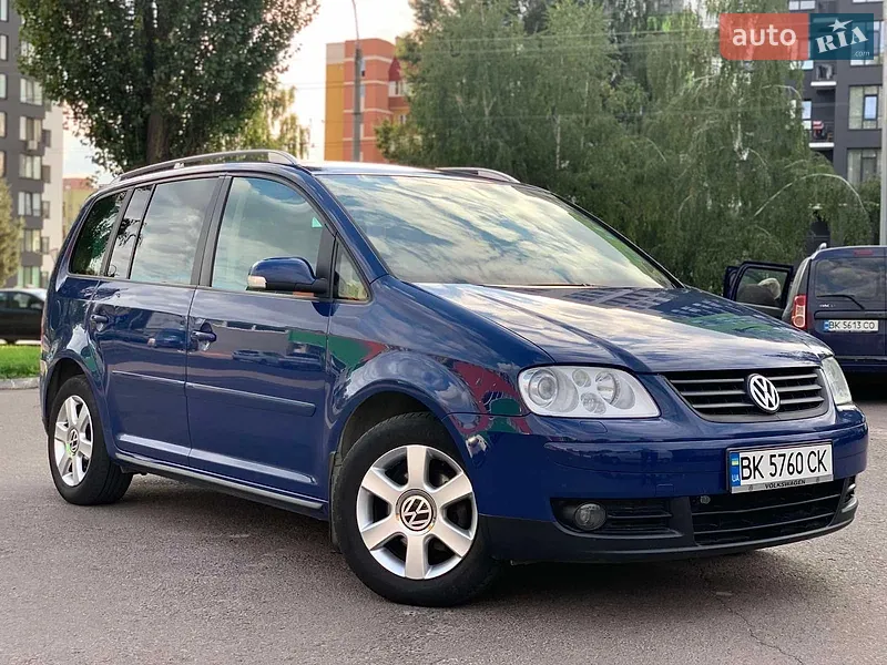 Volkswagen Touran