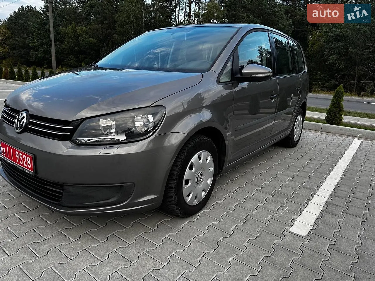 2011 Volkswagen Touran - мініатюра 2