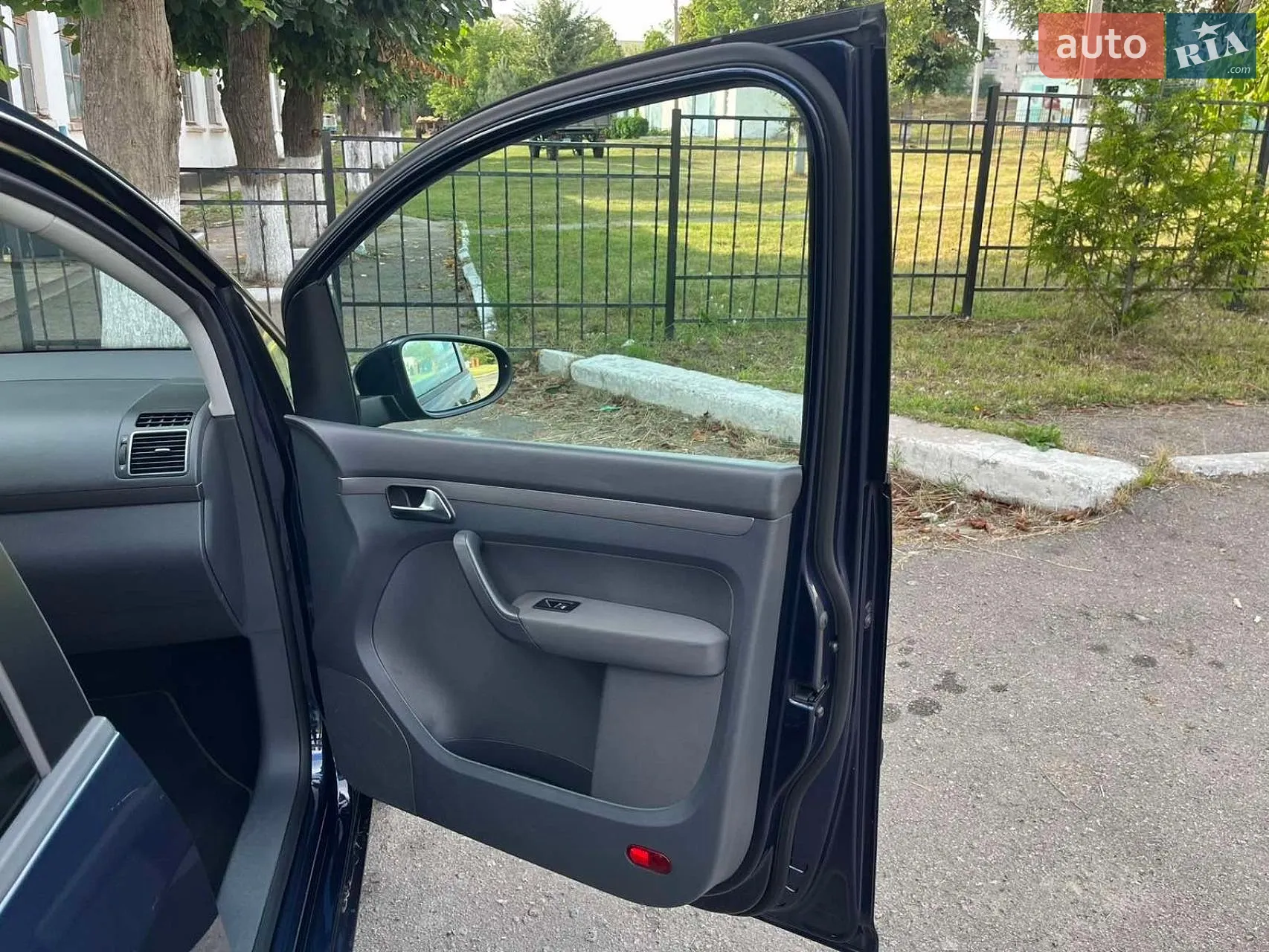 2012 Volkswagen Touran - мініатюра 17