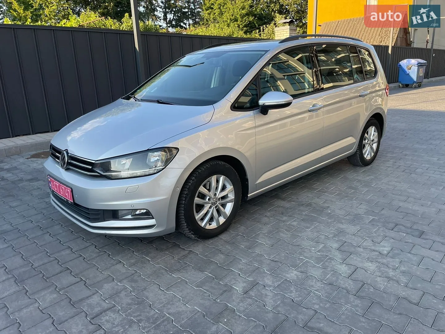 2017 Volkswagen Touran - мініатюра 3
