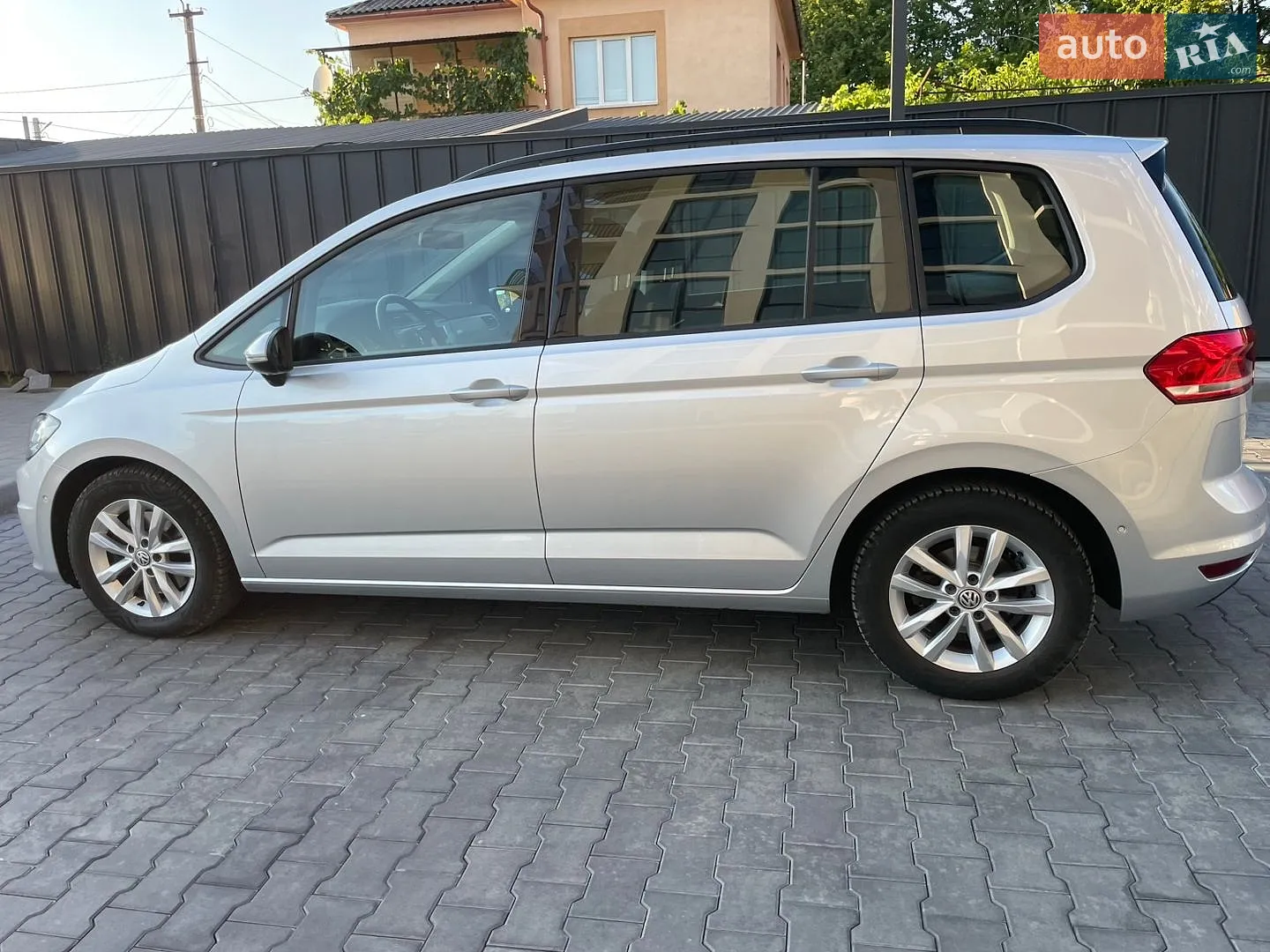 2017 Volkswagen Touran - мініатюра 13