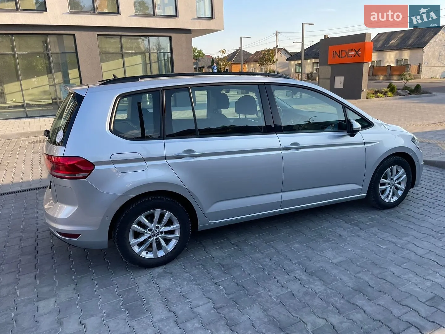 2017 Volkswagen Touran - мініатюра 26