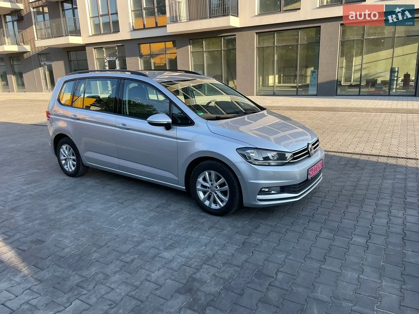 2017 Volkswagen Touran - мініатюра 32