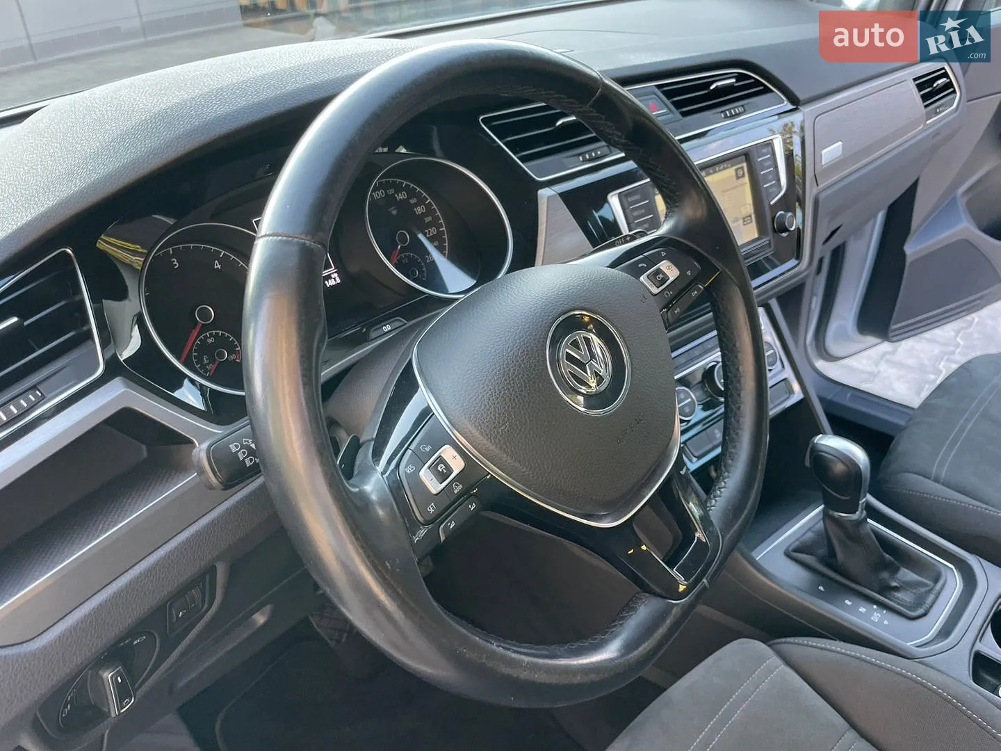 2017 Volkswagen Touran - мініатюра 75