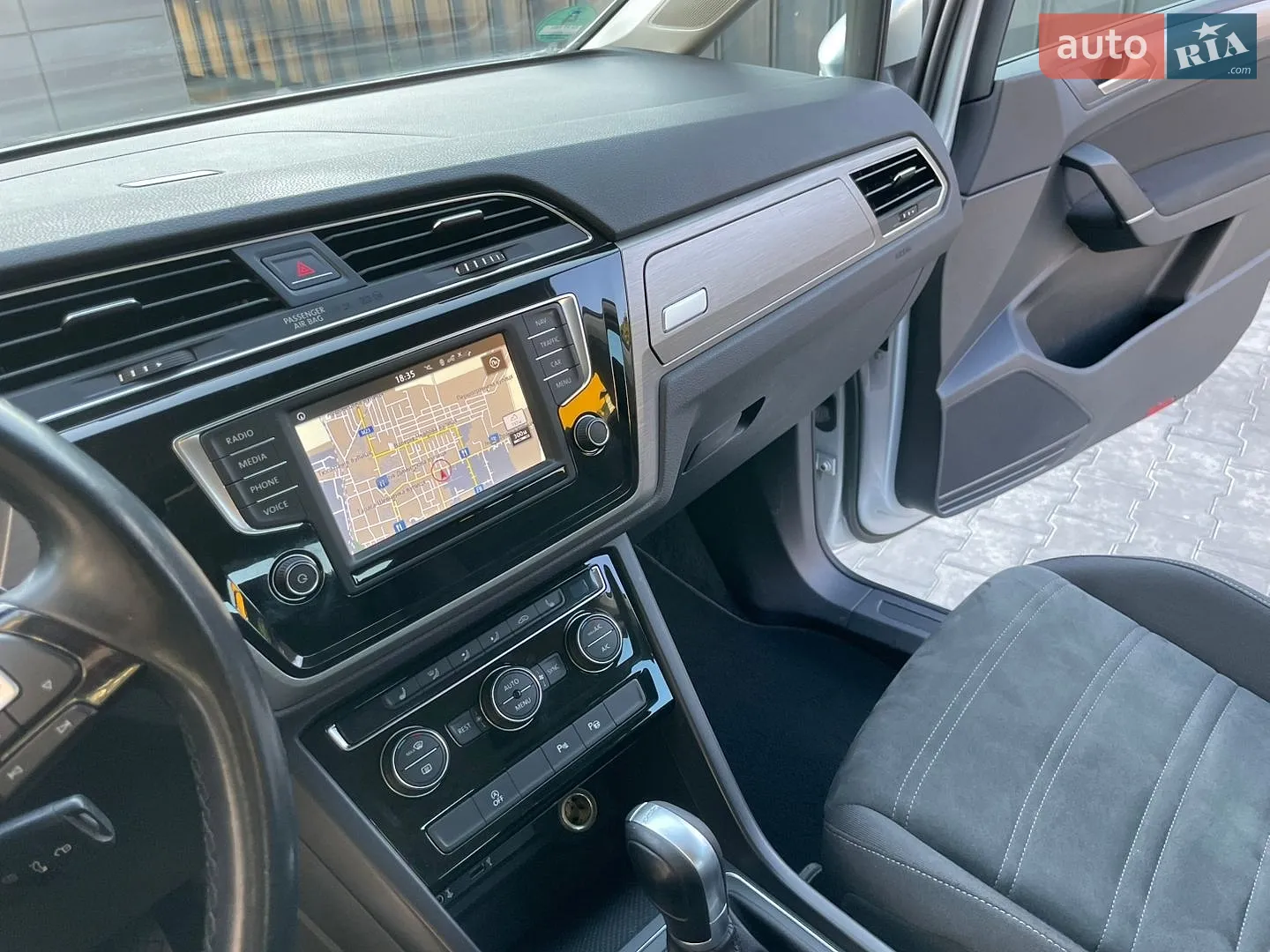 2017 Volkswagen Touran - мініатюра 79