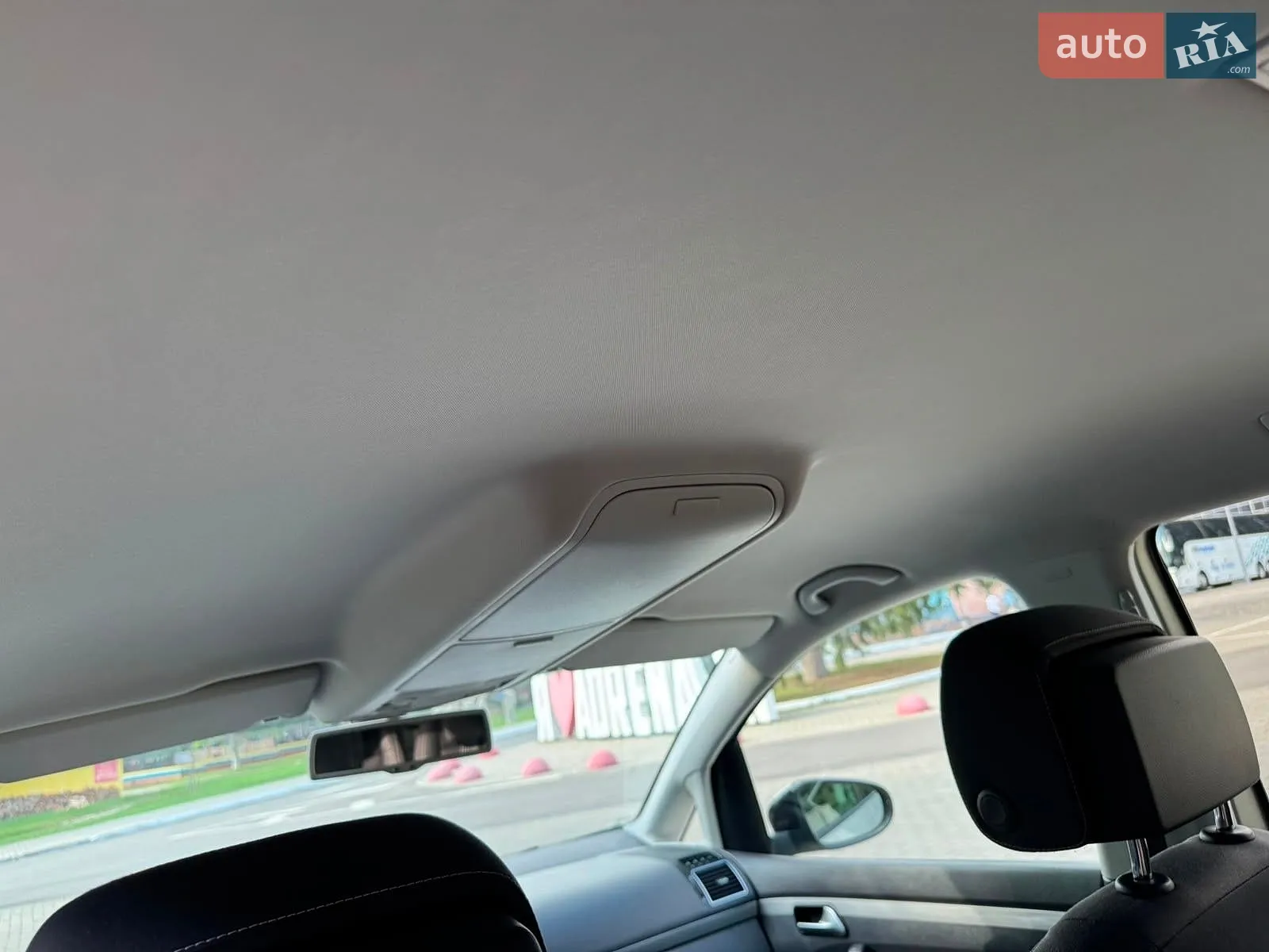 2013 Volkswagen Touran - мініатюра 44