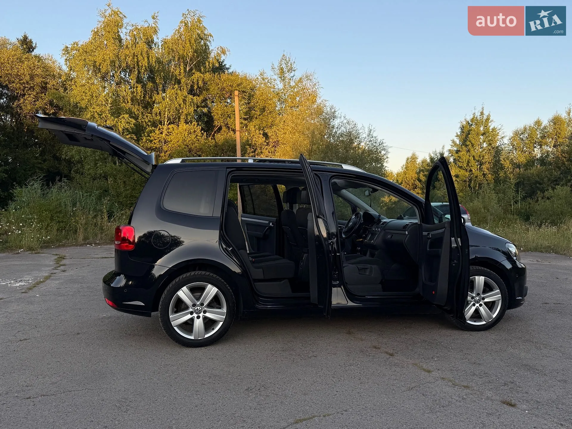 2015 Volkswagen Touran - мініатюра 32