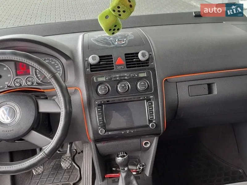 Volkswagen Touran 2003