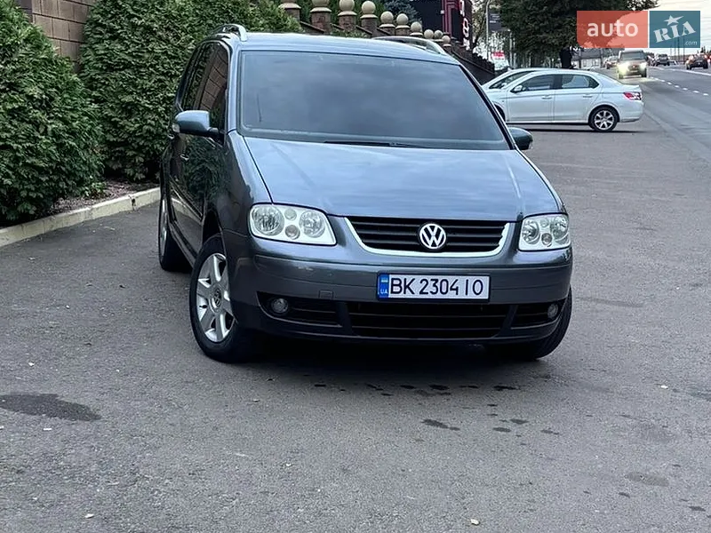 Volkswagen Touran