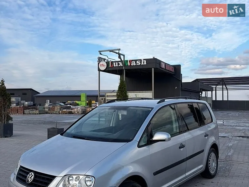 Volkswagen Touran 2003