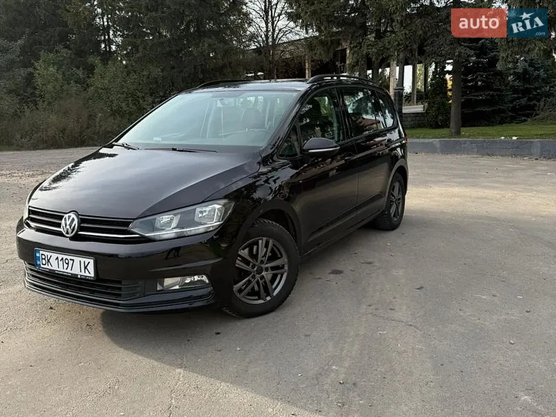 Volkswagen Touran 2016