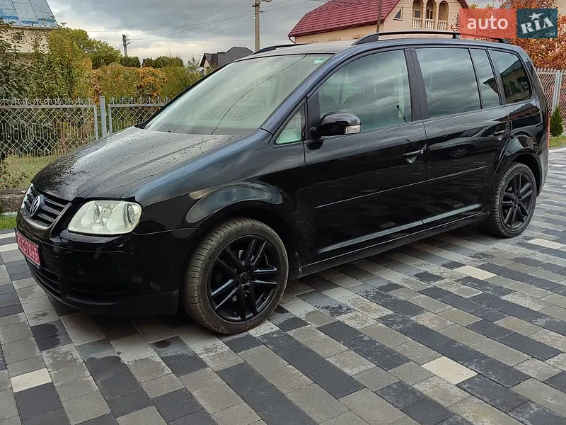 Volkswagen Touran
