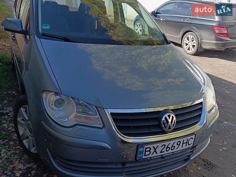 Volkswagen Touran
