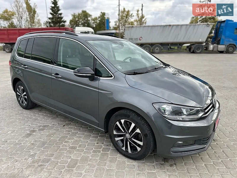 Volkswagen Touran 2019