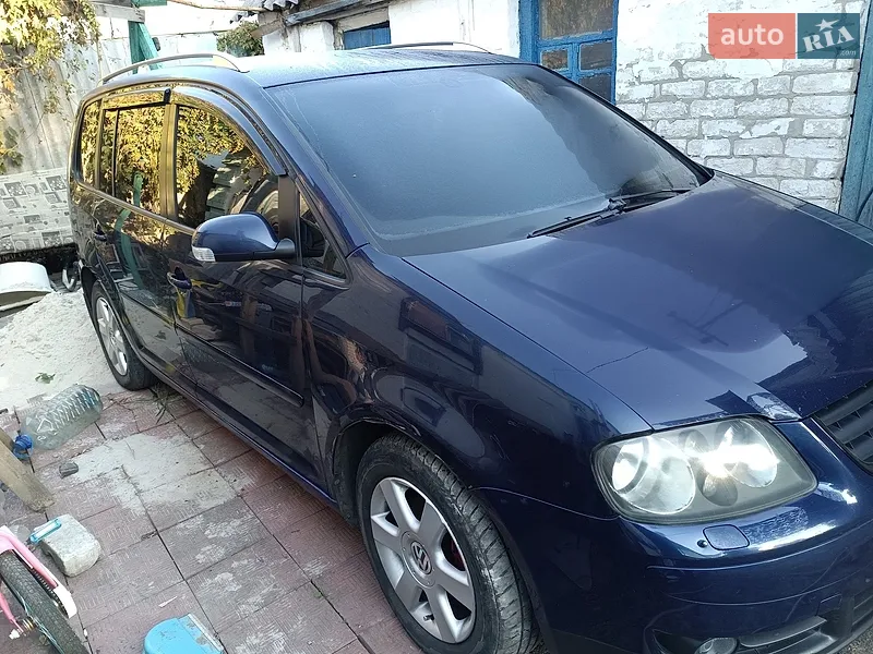 Volkswagen Touran