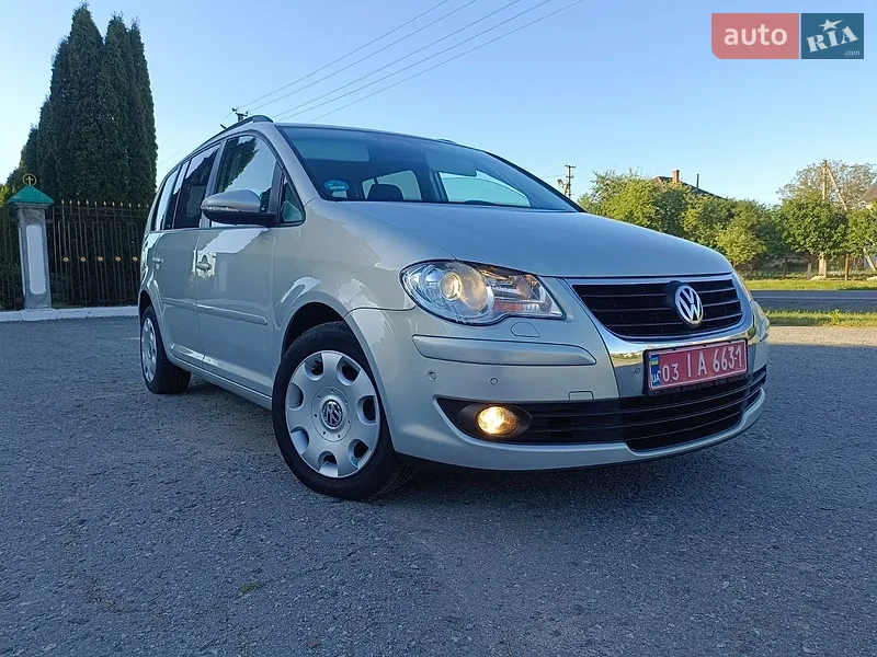Volkswagen Touran