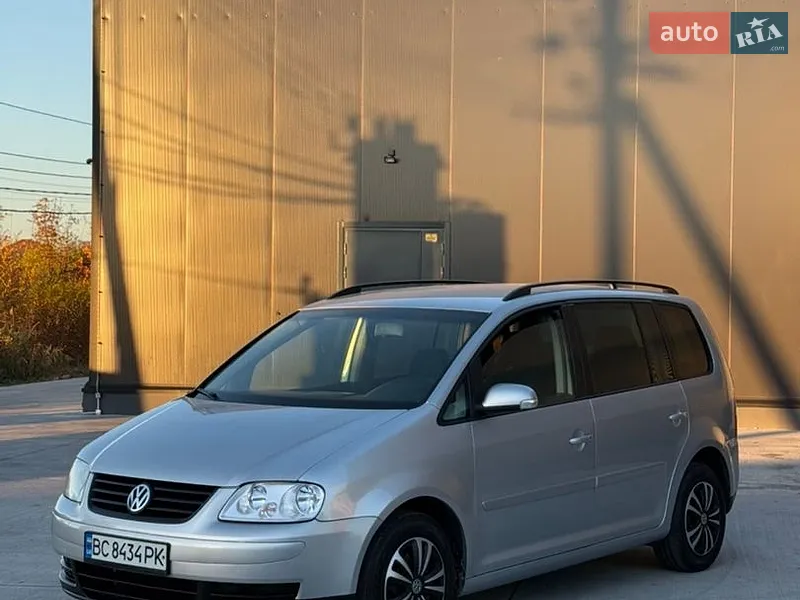 Volkswagen Touran